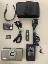 macchina fotografica digitale in titanio Contax TVS digital Ottica Carl Zeiss