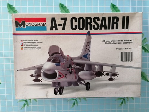 Monogram 7 corsair - a-7, ii
