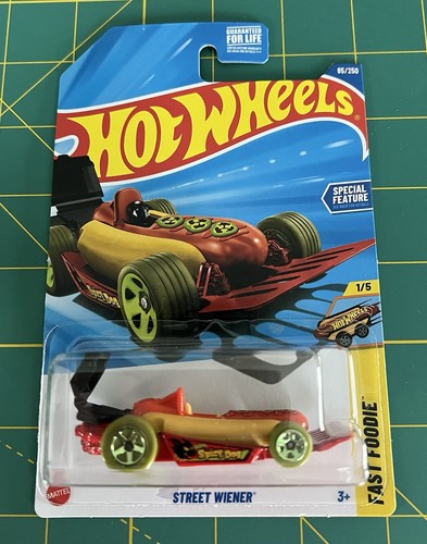 2025 hot wheels street wiener - hot,