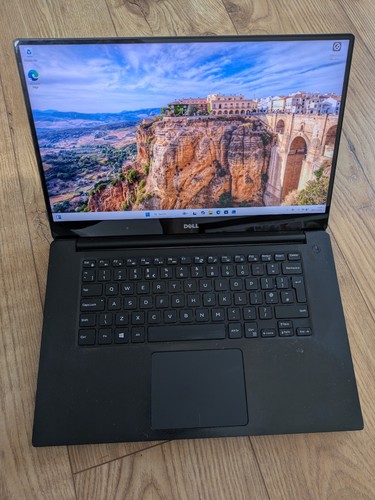Dell xps 9550 - i7, 6700hq