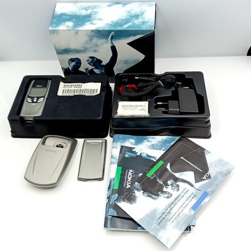 Nokia 8850 argento sbloccato