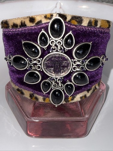 Bracciale leopardato viola