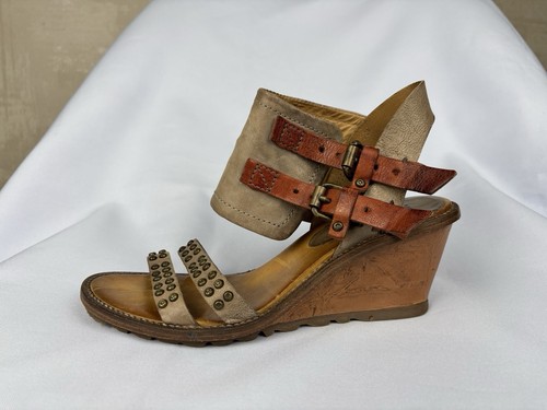Sandali con zeppa borchie in - e,