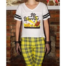 Lion King No Worries Shirt M