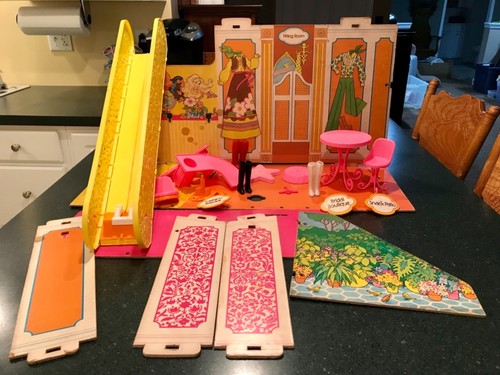 Barbie fashion plaza - fashion, mattel