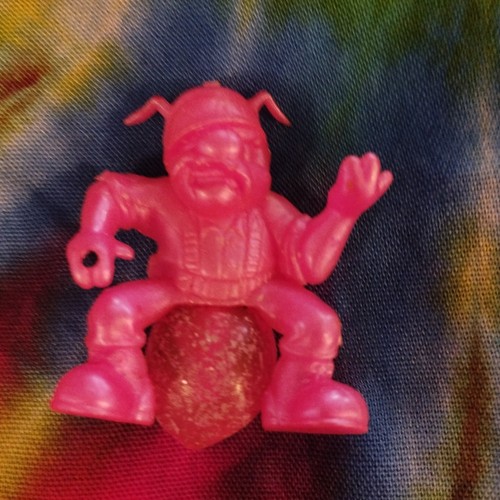 Static figure loose - static,