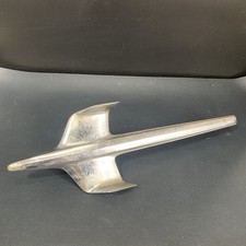 Ornamento emblema cappuccio Chevy BelAir 1954 OEM P-3705036-C-4 originale