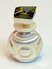 Bottiglia profumo modernista