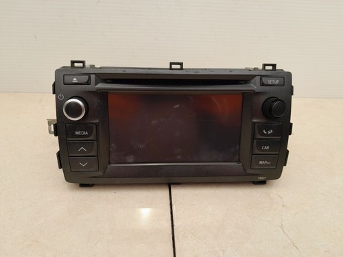 2013 toyota auris e18 - toyota,