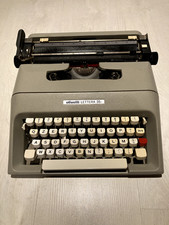 Macchina da Scrivere OLIVETTI Lettera 35i 