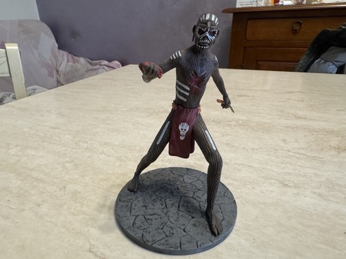 Statuina pvc eddie - eddie, iron
