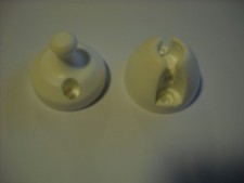 30062.10 FERMA PORTE E PORTELLONI ESTERNO BIANCO (TONDO) CARAVAN E CAMPER LAIKA