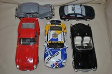 1:18 - BURAGO 1/18 lot of five