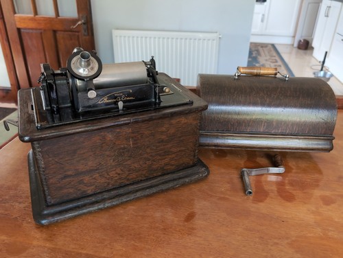 Thomas edison phonograph - thomas,