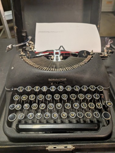 Macchina scrivere portatile - da,