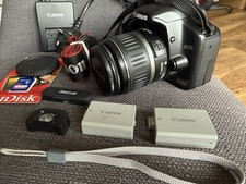 Canon 450D fotocamera reflex digitale 12,2 MP con 18-55 mm, numero di otturatori 12495, discrete condizioni1