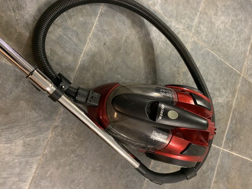 Aspirapolvere con fili - , ariete