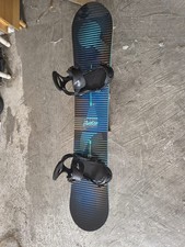 Burton Clash 151 cm Snowboard + Attacchi Burton Custom M