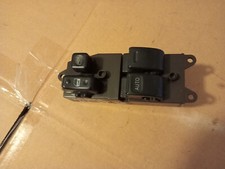 Pulsantiera Alzavetro + Blocco Porte/Vetri anteriore sx TOYOTA YARIS I 2001