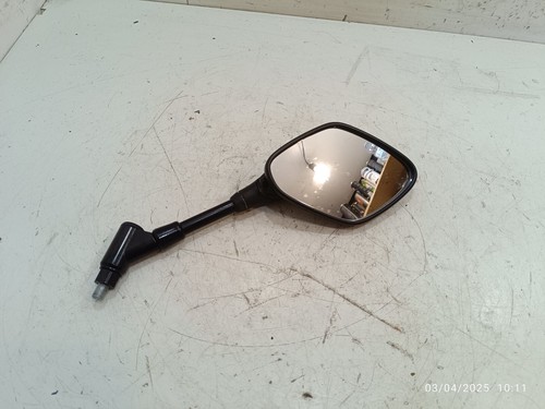 Specchietto destro suzuki gsr - specchietto,