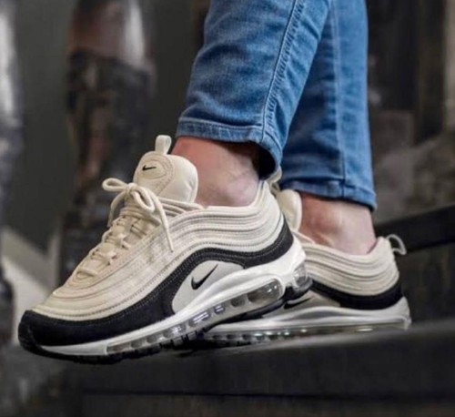 Scarpe sportive originali