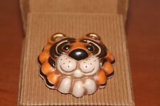 Thun club  magnete 2004, "Tigre"  Nuovo. Raro.