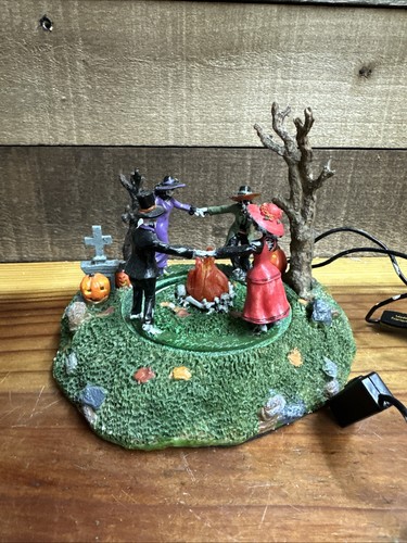 Lemax spooky town scheletro - spooky,