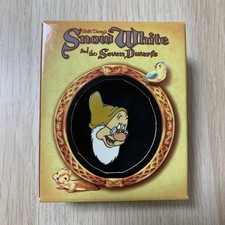 Disney Store Sette Nani Doc