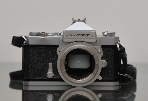 Nikon nikkormat silver - silver, solo