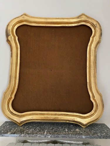 Cornice grande foglia oro