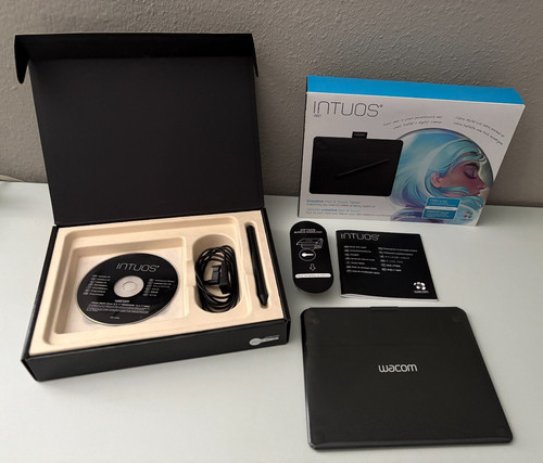 Intuos art creative pen - art,