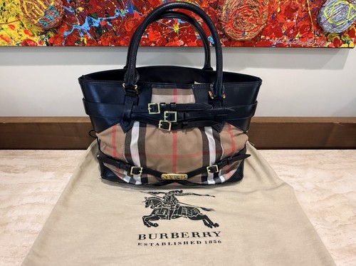 Borsa burberry pelle nera - borsa,
