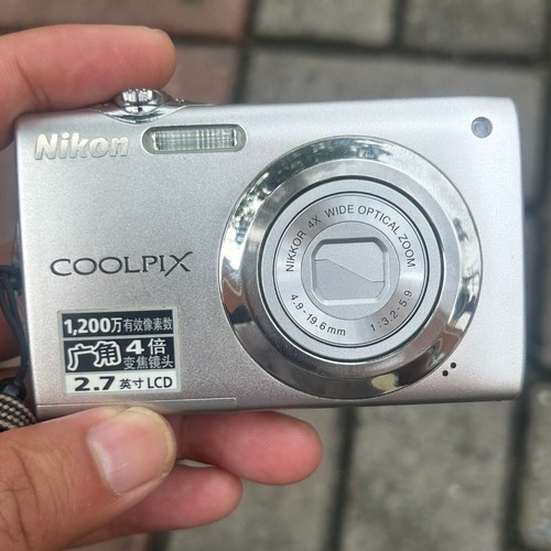 Nikon coolpix s3000 ccd - nikon,
