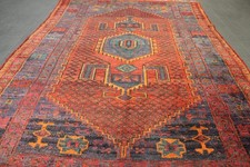 Tappeto orientale annodato a