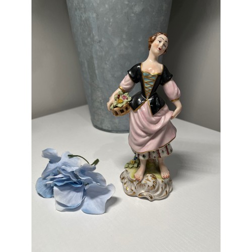 Statuina porcellana tedesca