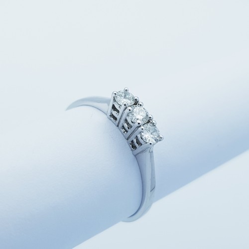 Anello trilogy carati - anello, 0.30