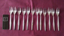 12 fourchettes  de table en