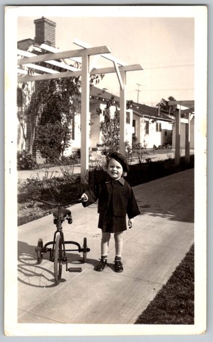 Vintage snapshot carina - b&w,