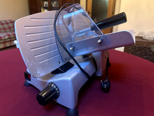 Affettatrice uso domestico in