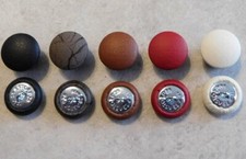 Bottoni imbottiti rivestiti in