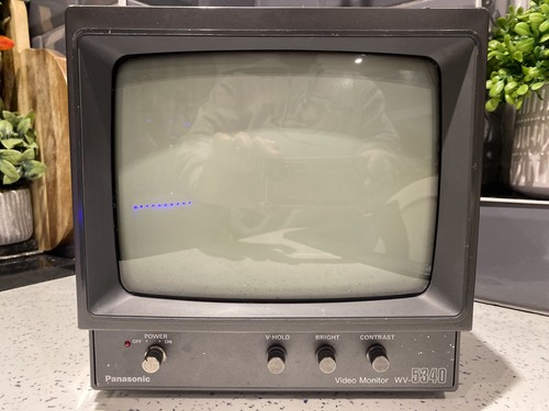 Monitor crt vintage - 🙇,