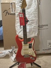 Fender Stratocaster Player 2