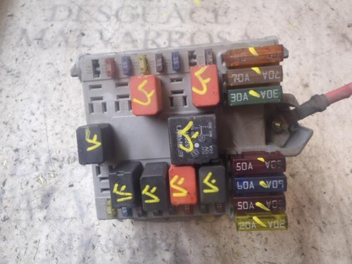 Caja reles fusibles - reles, /