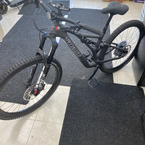 Specialized stumpjumper - 22,