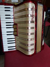 Fisarmonica Hohner Concerto II 72 bassi