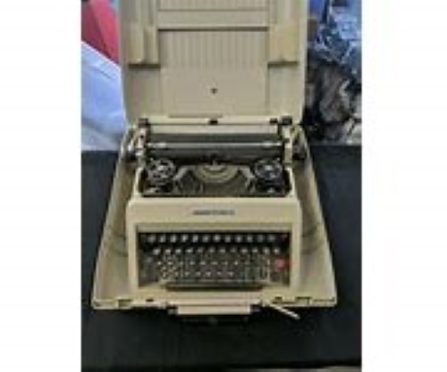 Olivetti studio typewriter - studio,