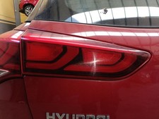 LEFT TAILLIGHT IN DOOR /