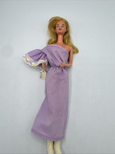 Vtg 1966 stamp mattel kissing - stamp,