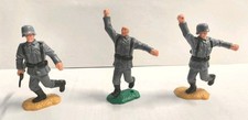 Lotto 3 Soldatini Tedeschi WWII Timpo Toys scala 1:32
