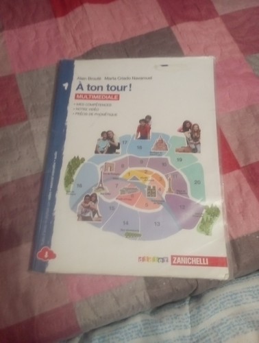 Ton tour multimediale - a,
